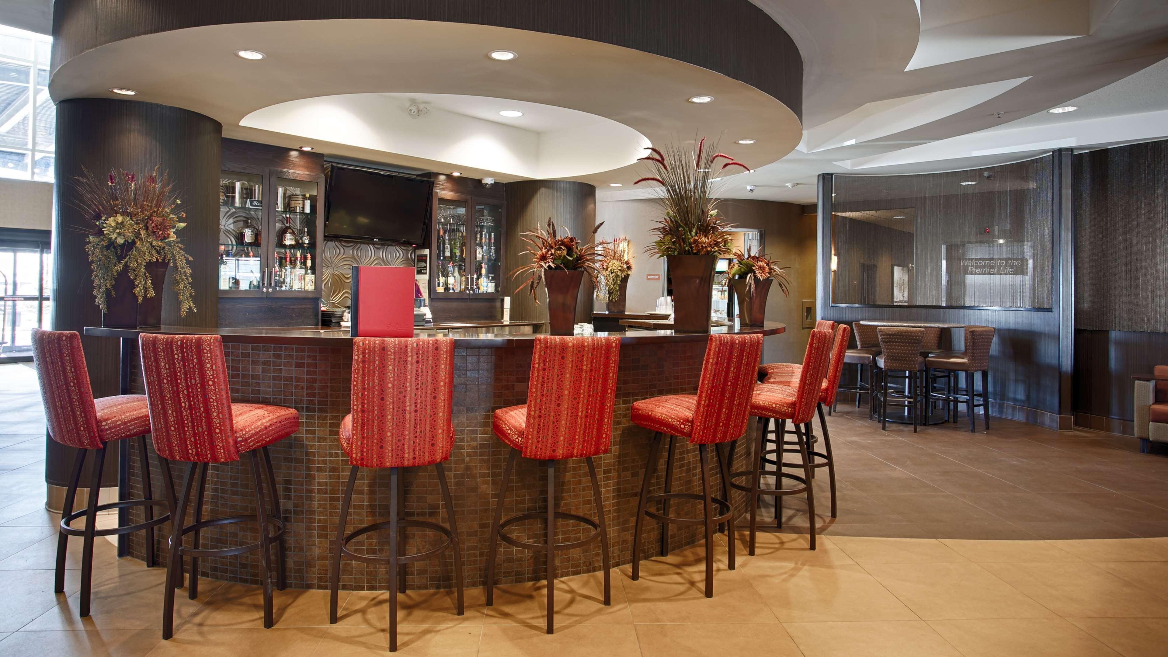 Best Western Premier Freeport Inn Calgary Airport Екстериор снимка
